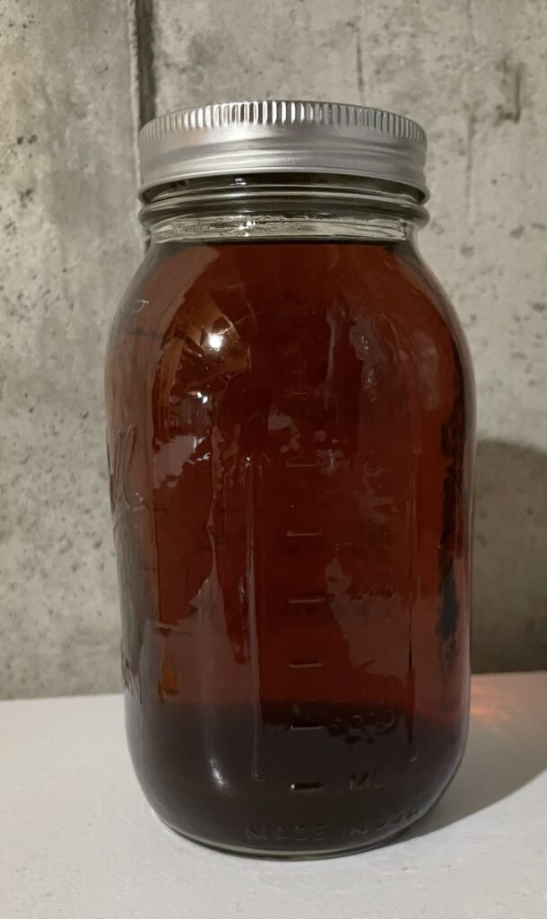 Quart of syrup